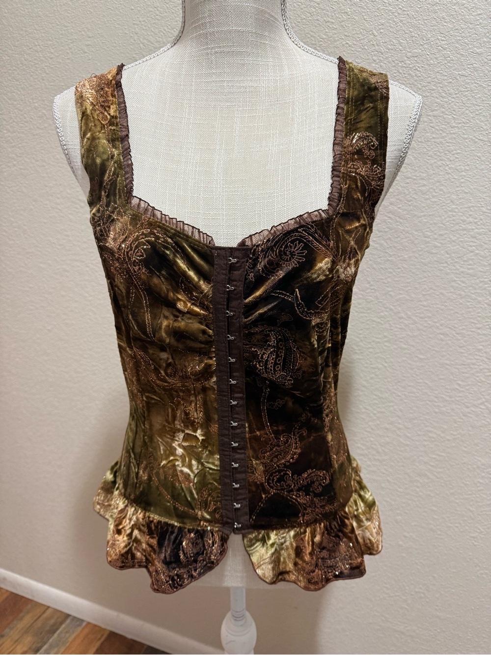 Y2K i.n.g green and brown metallic velvet hook-and-eye peplum top